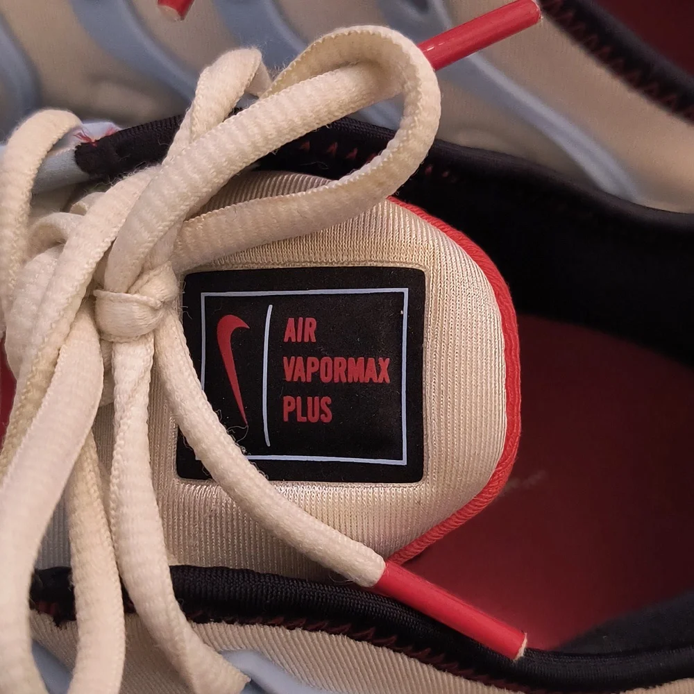 Nike Air VaporMax Plus - White and Red Accents - Picture 6 of 8
